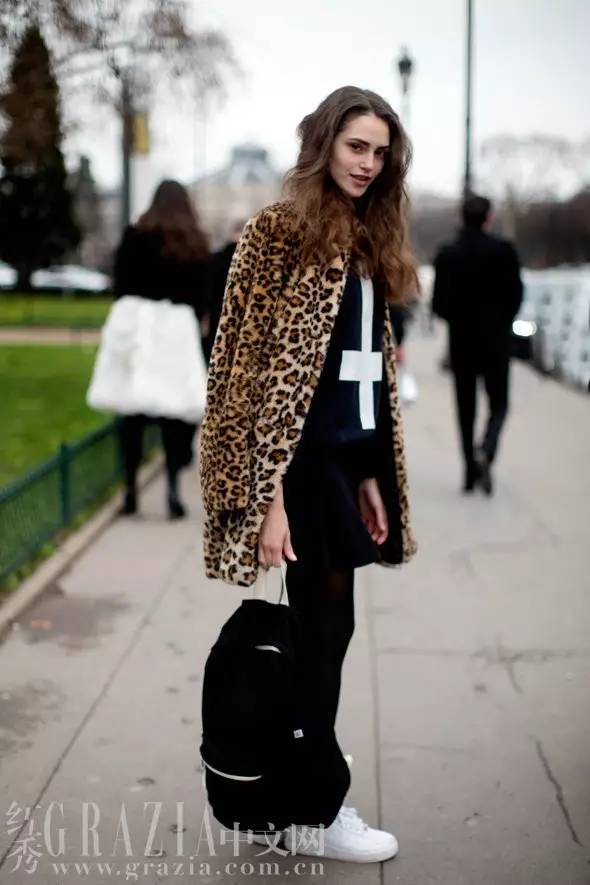 全球公认最保暖的外套,今年最火爆款外套御寒保暖