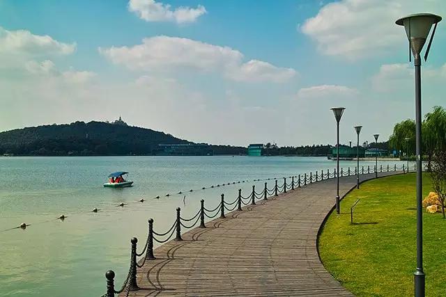 沪昆高铁沿线有什么著名旅游景点,好消息昭通高铁