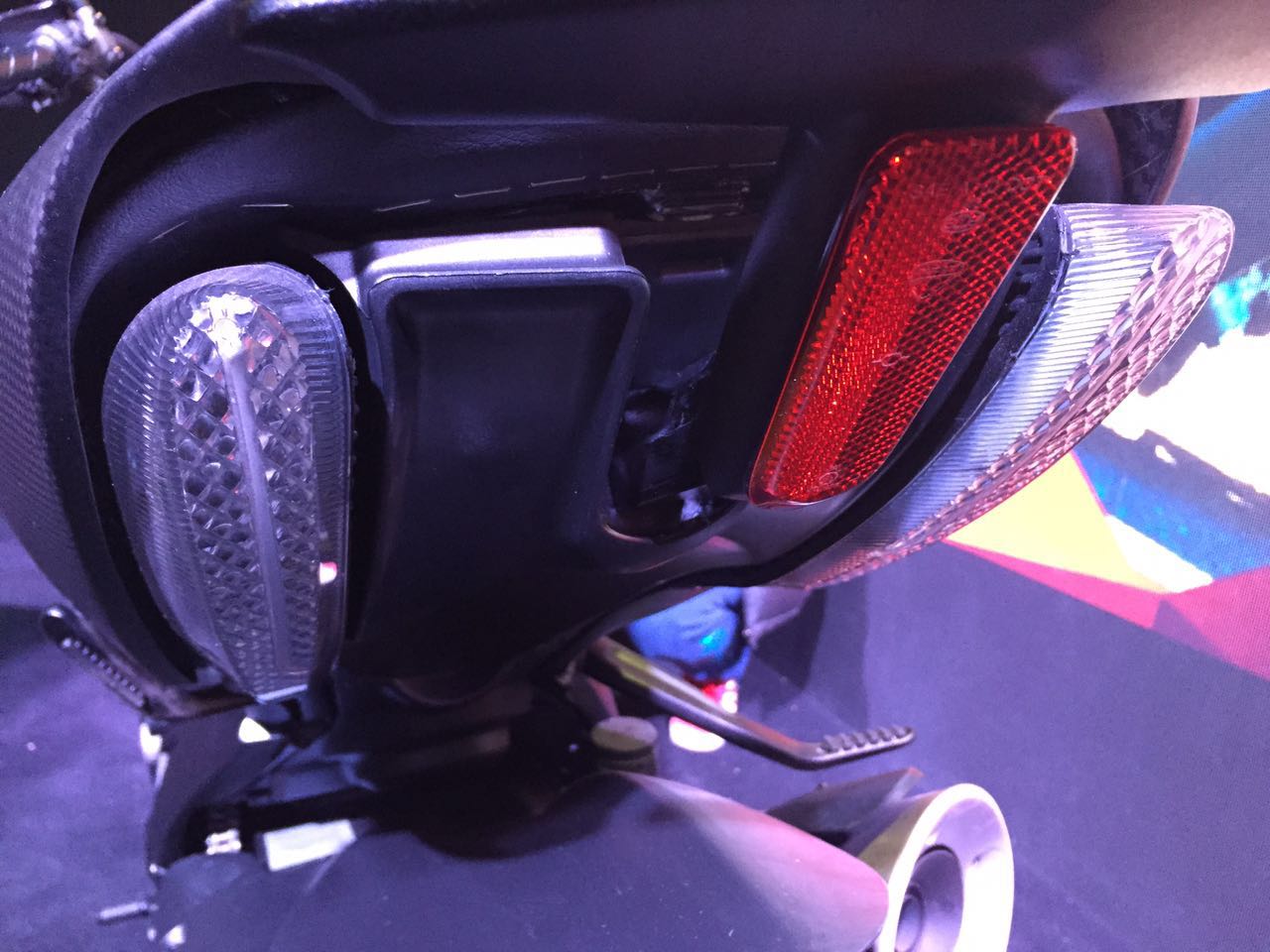 数百名杜卡迪车主齐聚北京，新款杜卡迪魔鬼Carbon现身