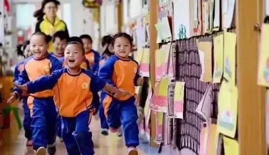 入园季，幼儿园老师最怕孩子穿成这样~