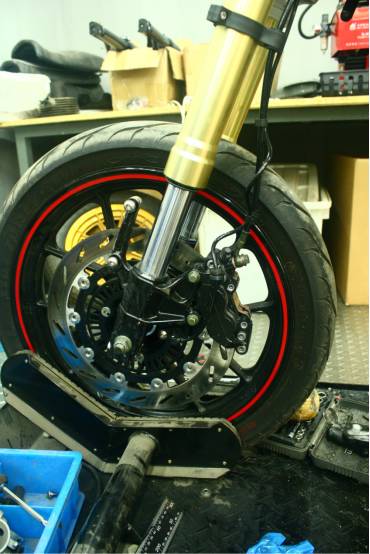 一探究竟！专业拆解告诉你RZ3何以称为“街霸”