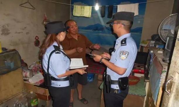 派出所多措并举构建和谐警民关系 (公安警务站守护一方平安)