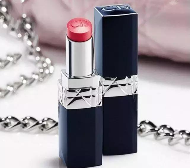 气质女孩必备品,气质女人必备口红