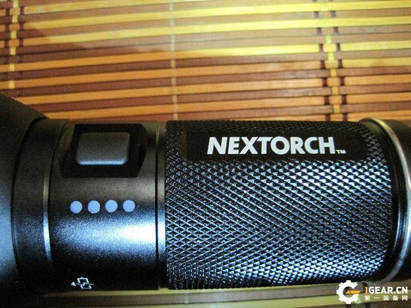 纳丽德圣火11超强光手电,纳丽德圣火30v2.0流明充电手电