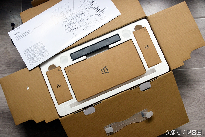 高科技的魅力,智能防盗门有哪些功能