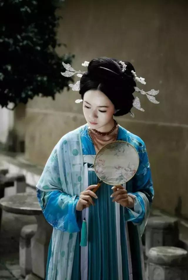 中国汉服穿搭女,好看的汉服搭配女