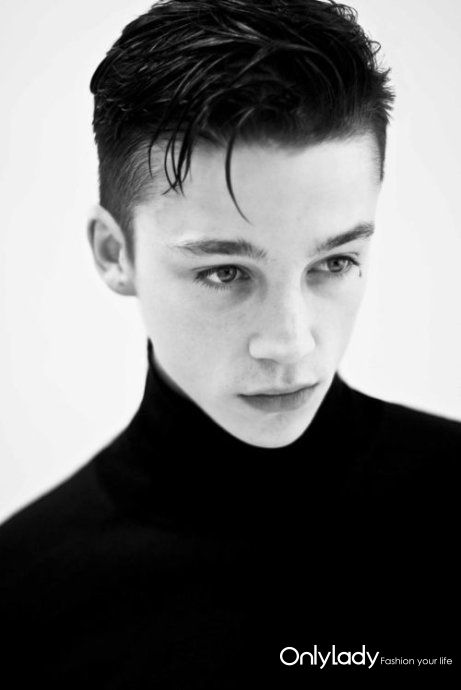 夏日舔屏初恋一般的男孩AshStymest