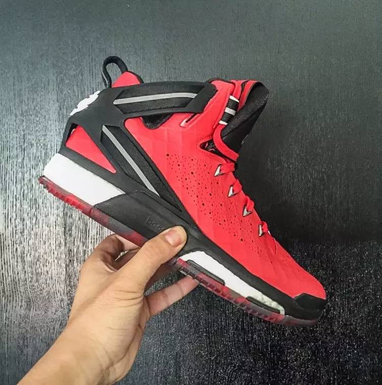 上脚好看的小白鞋推荐,新手200以下的篮球鞋推荐