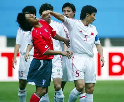 2004年东亚杯李玮锋,2002年十强赛李玮锋头球