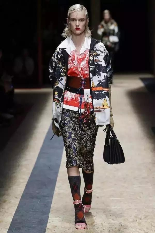 时日谈丨如果你这样做袜子，极有可能做出一番大事业。