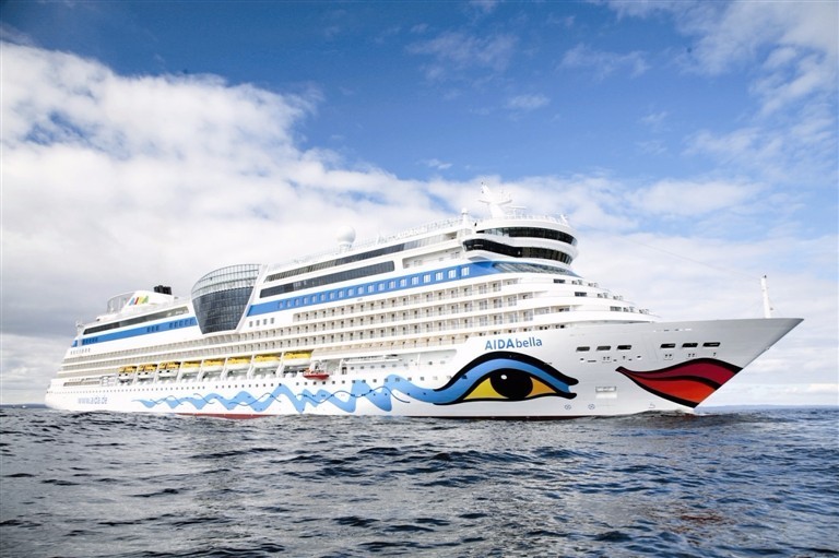 纸皮箱一个能卖多少钱,老式皮箱现在值钱吗