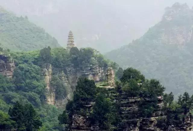 济南风景优美的两个地方,济南的美景向大家推荐一下