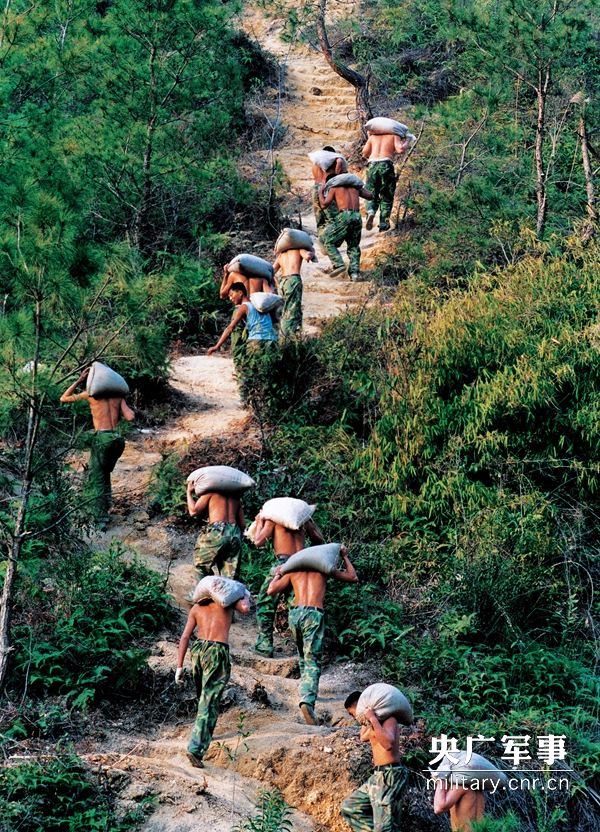 强军故事,强军故事篇