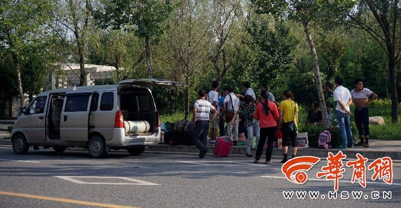 火车站售票电话咨询热线,火车站求买票的是骗子吗