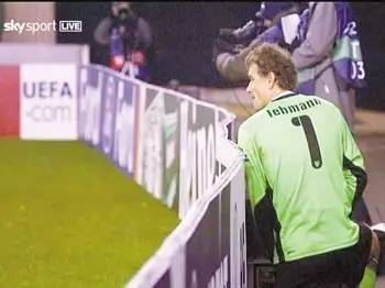 踢足球有哪些趣事,踢足球有趣的事