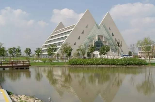 去上海交通大学攻略,开学攻略get