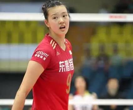 女排郎平的年薪是多少,郎平张常宁收入