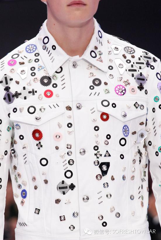 为了让宅男们穿得更好看,时尚圈也是操碎了心