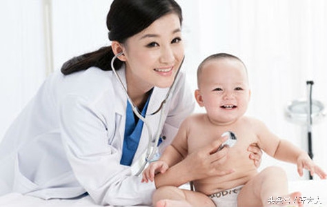 小孩游泳后拉肚子和发烧怎么回事,儿童游泳完拉肚子怎么回事