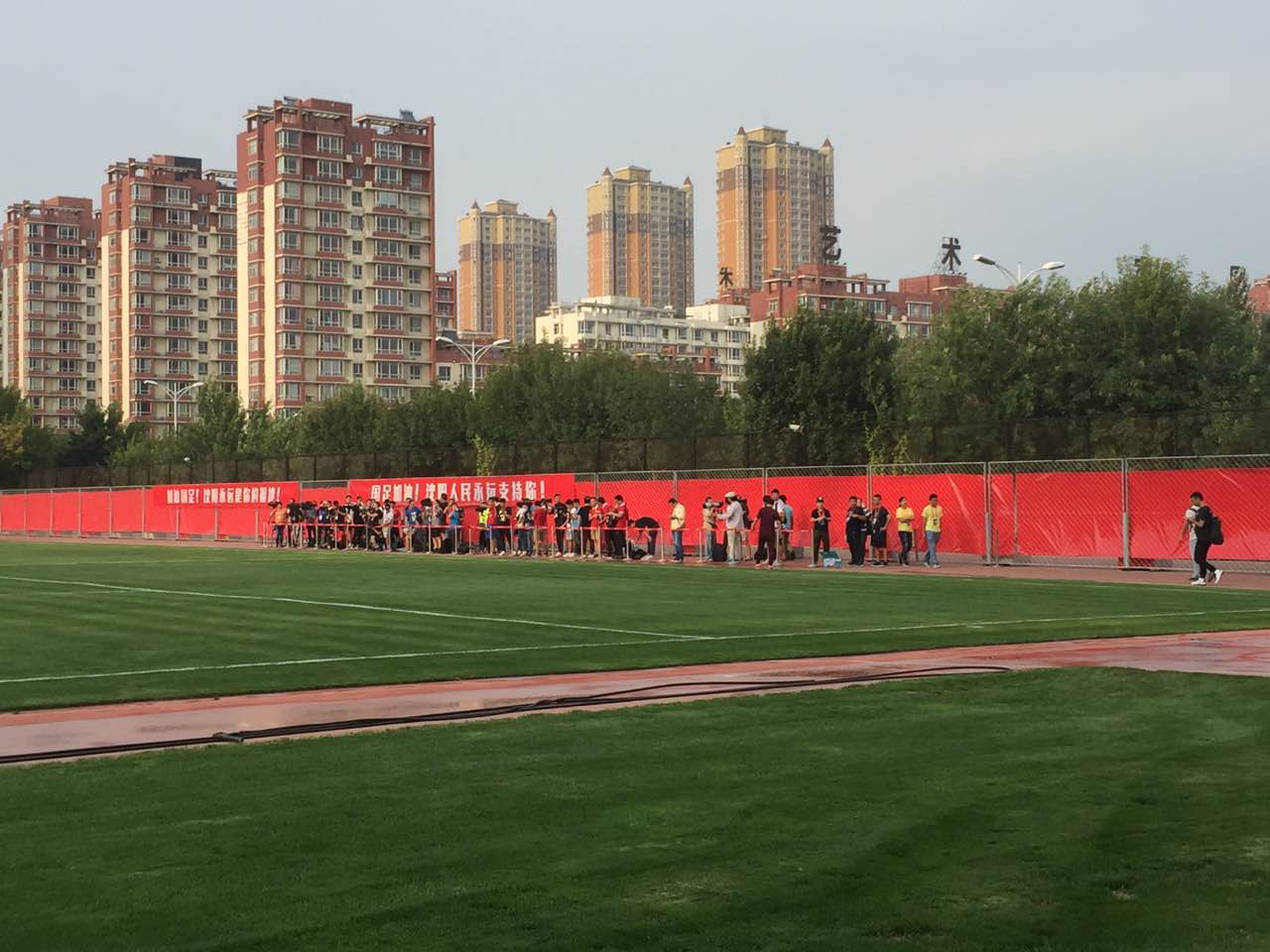 12强赛国足闪耀时刻,12强赛战火重燃国足迎来生死战