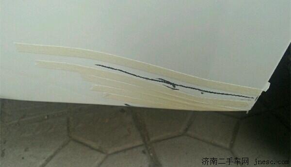汽车划痕不明显怎么办,正确处理汽车划痕