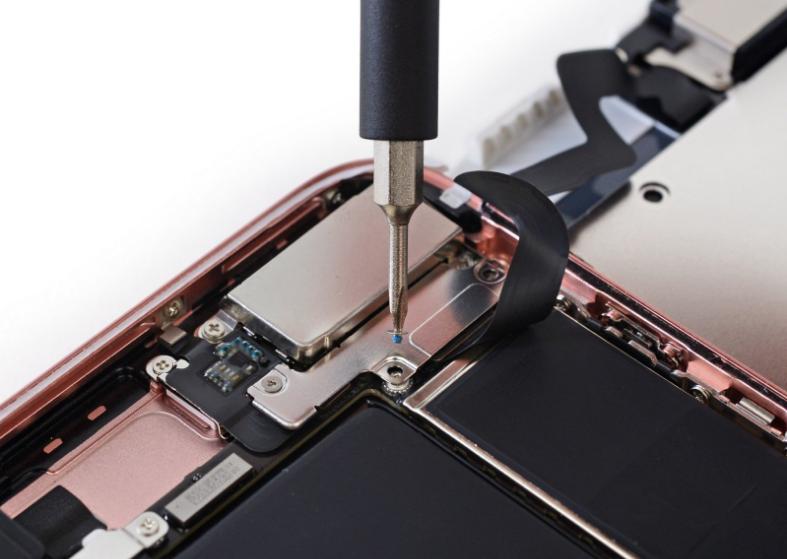 iphone7plus拆机评测讲解,iphone7plus高清拆机