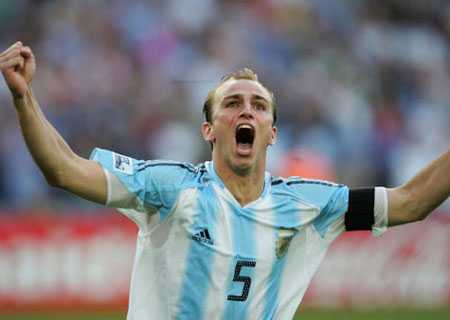 足坛十大卡牌大师,足坛十大帅排名