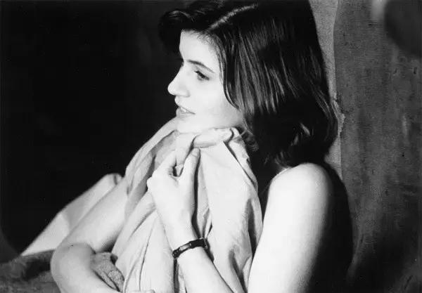 闈掓槬鏍″洯鐢靛奖妗ユ鍫曡儙,杞︾ジ鍫曡儙鐢靛奖