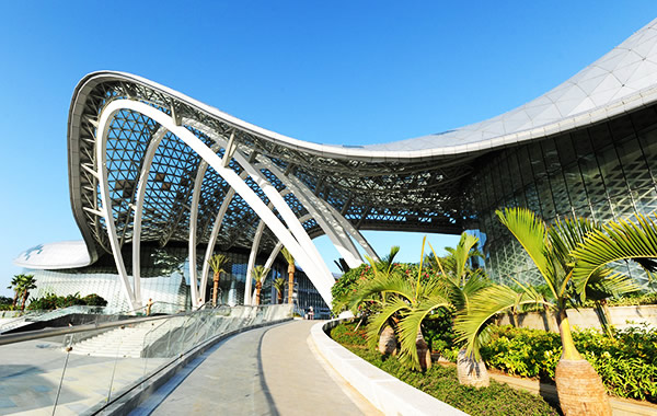 人气爆棚国际购物中心,年轻人必去的购物中心