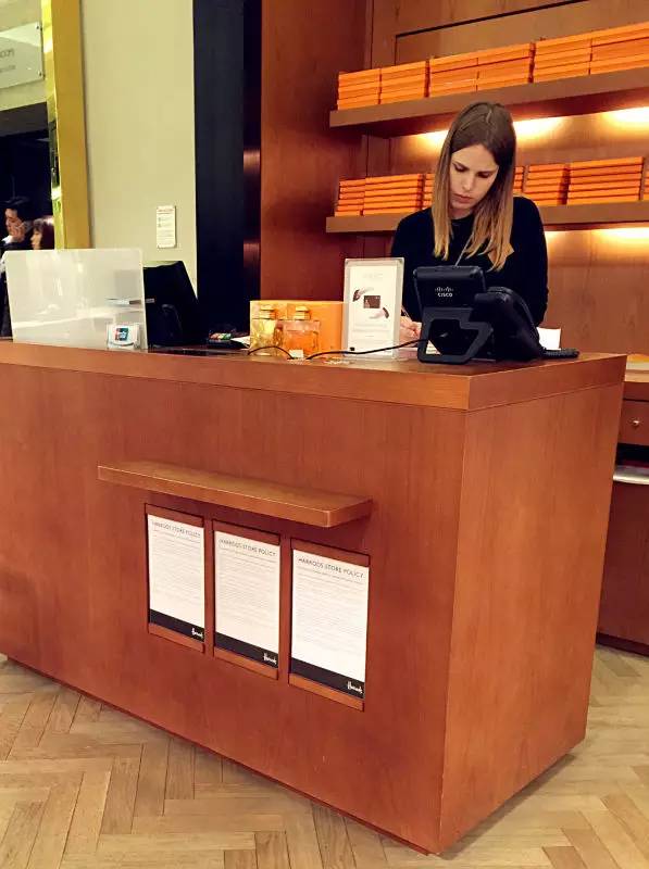 伦敦有名的百货公司,伦敦旅行十大小提示