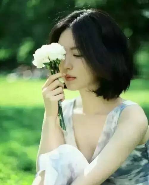 月经发黑有血块怎么调理最有效呢,月经乌黑乌黑的有血块是什么原因