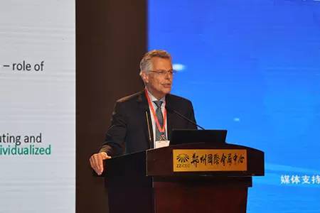 2016首届中国（郑州）国际期货论坛速递：稳步推进豆粕、白糖农产品期权试点期货护佑实体企业健康发展