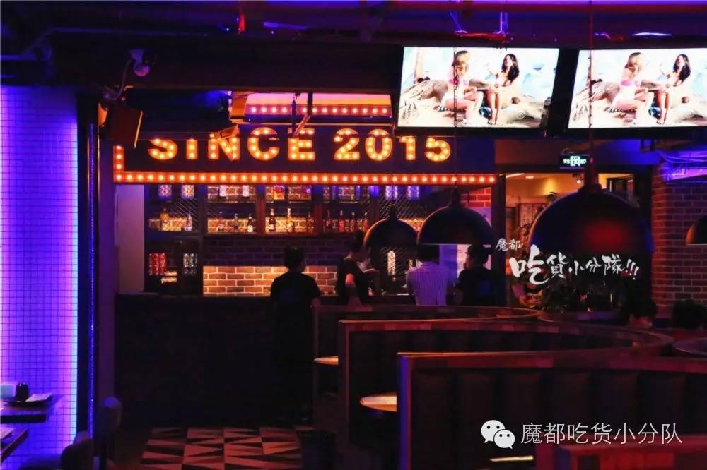 看到这家店的头牌，下意识就是举报！