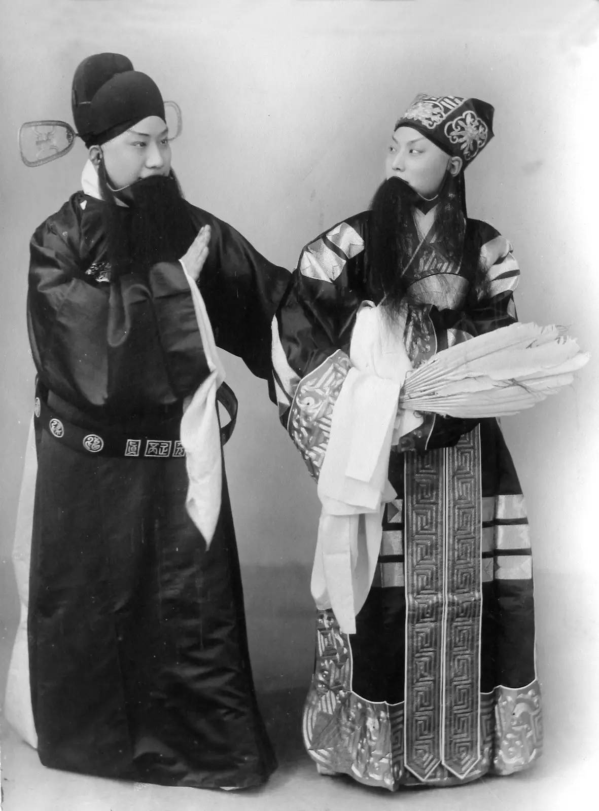 名坤伶访问记:孟小冬