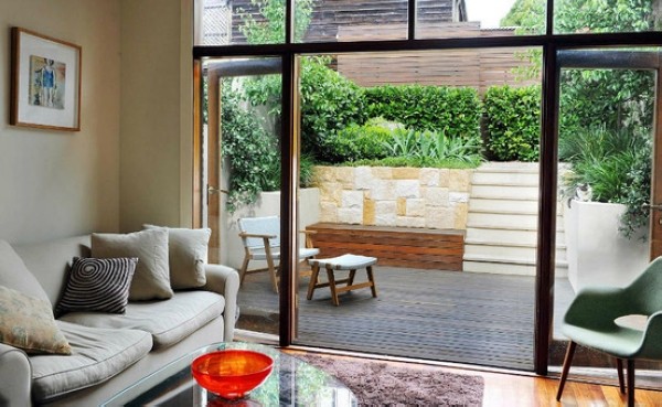 一楼潮湿墙面发霉最佳解决方法,没做防水楼下会渗水吗