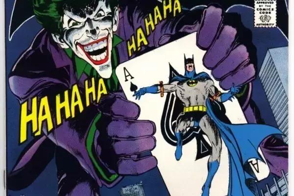 这个痞气满满的小丑，是人群中最扎眼的那个