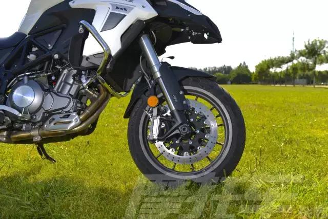 贝纳利trk502x2020款试驾,最新贝纳利trk502x测评