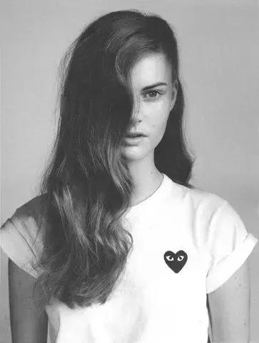 解构主义设计师川久保玲,川久保玲解构主义