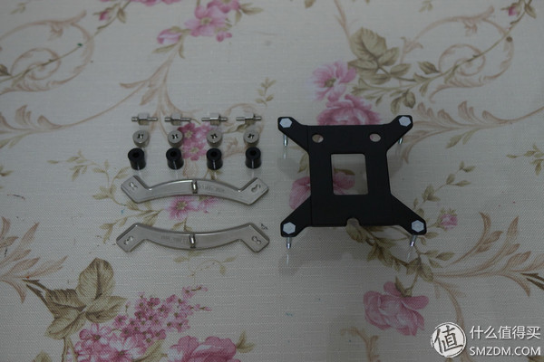 猫头鹰u9s散热器,猫头鹰散热器u9s能压14600k吗