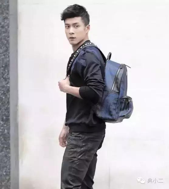 百搭皮质双肩包推荐小众高级感,颜值又高又好看的双肩包