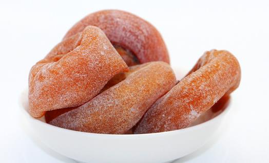 秋吃梨的好处,秋季吃柿子有什么好处和禁忌