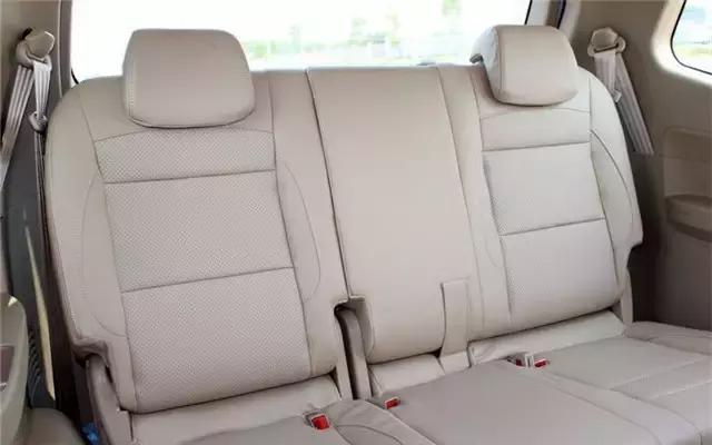 五菱宏光s1怎么样专家点评,五菱宏光s1是什么标志