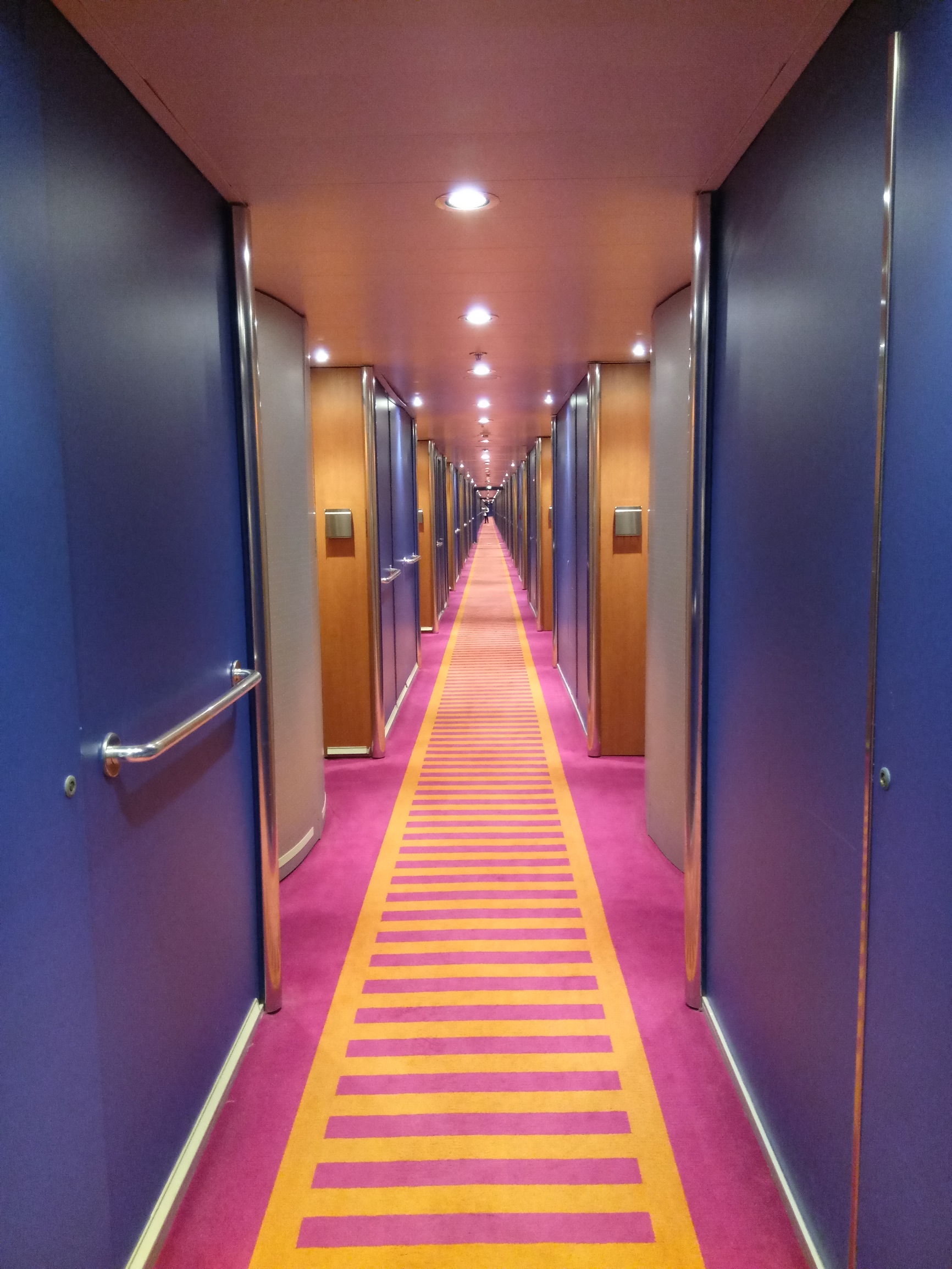 广州嘉华旅游,火爆至极