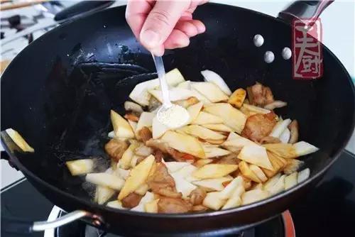 小米辣炒山药的家常做法,家常大碗山药做法