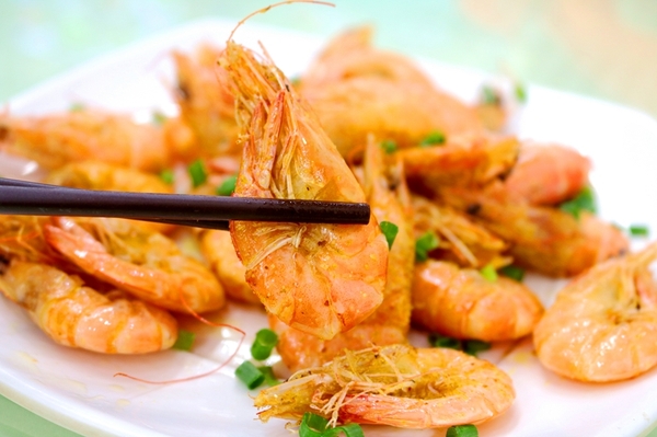 带着婚纱去三亚,带着婚纱旅行厦门