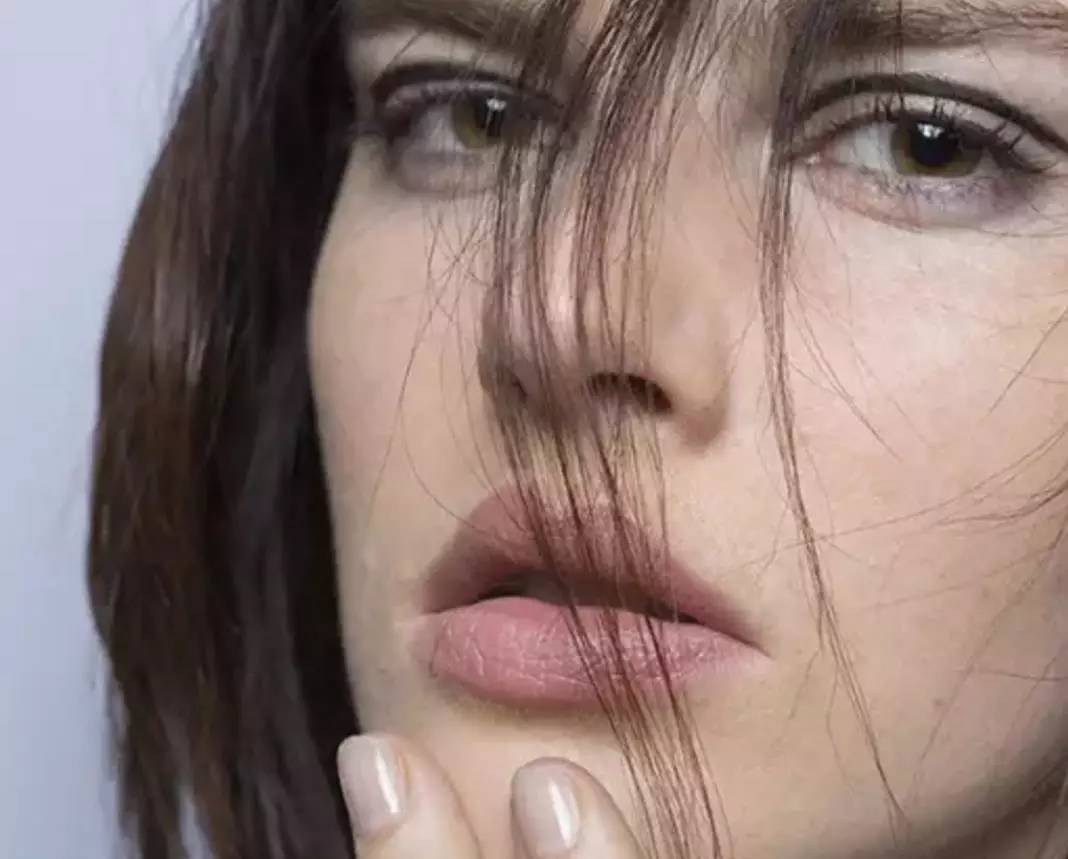 芊芊玉手牵人魂,芊芊玉手诗词