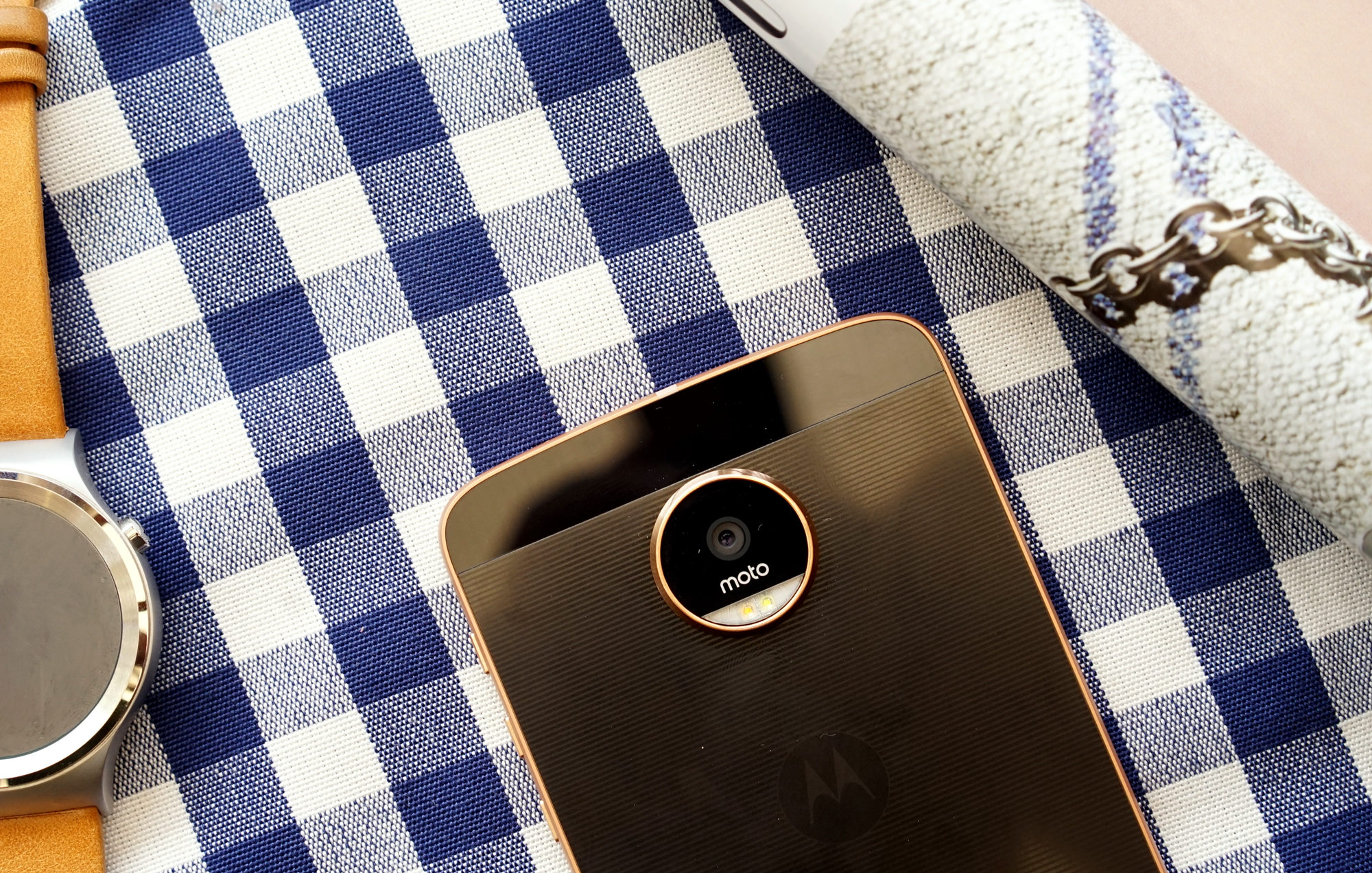 联想motoz参数详解,联想motoz无穷光学镜头评测