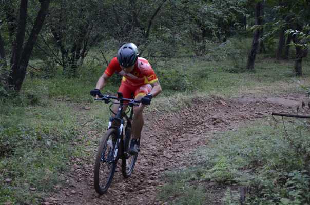 好骑的入门山地自行车测评,野兽自行车测评speedx