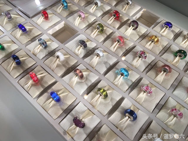 曼谷商场里什么值得购买,泰国商场的珠宝首饰