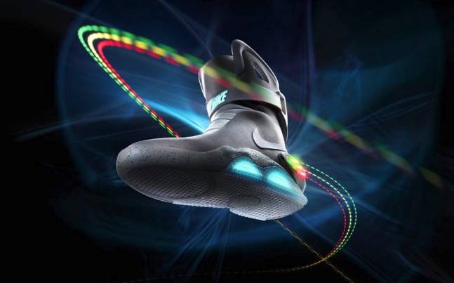 我穿着Nike去见女票，她却跟着开宝马的帅哥跑了